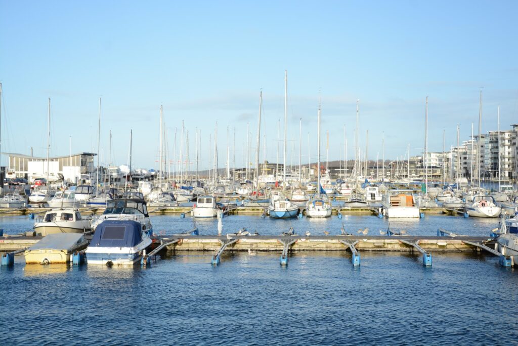 Featured image of Huntington Harbour, Huntington Beach, CA Area Guide Page